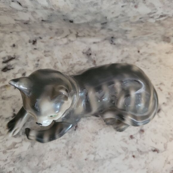 Vintage Ceramic Cat Figurine Gray & Black Striped Design Germany Stamp - Picture 6 of 8